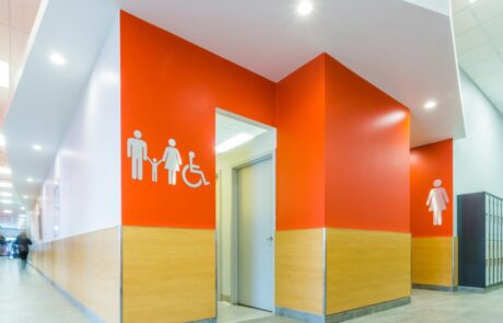 YMCA-YWCA Winnipeg West | Washroom YMCA-YWCA Winnipeg West | Washroom