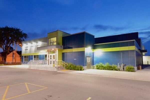 Sinclair Park Recreation Centre - Exterior Layout - Mobile Hero